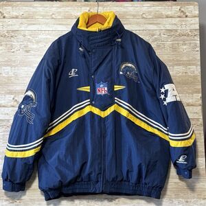 Vintage San Diego Chargers Logo Athletic Puffer Jacket Coat Pro Line XL Hood